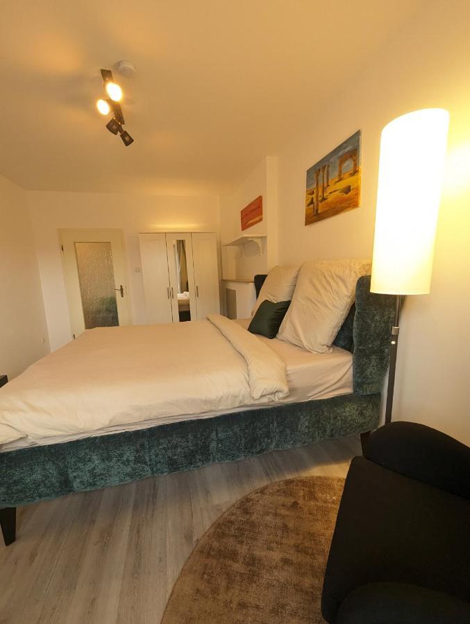 Gemuetliche Zimmer Im Herzen Der Stadt Em-Apartments Deutschland Bielefeld Exterior foto