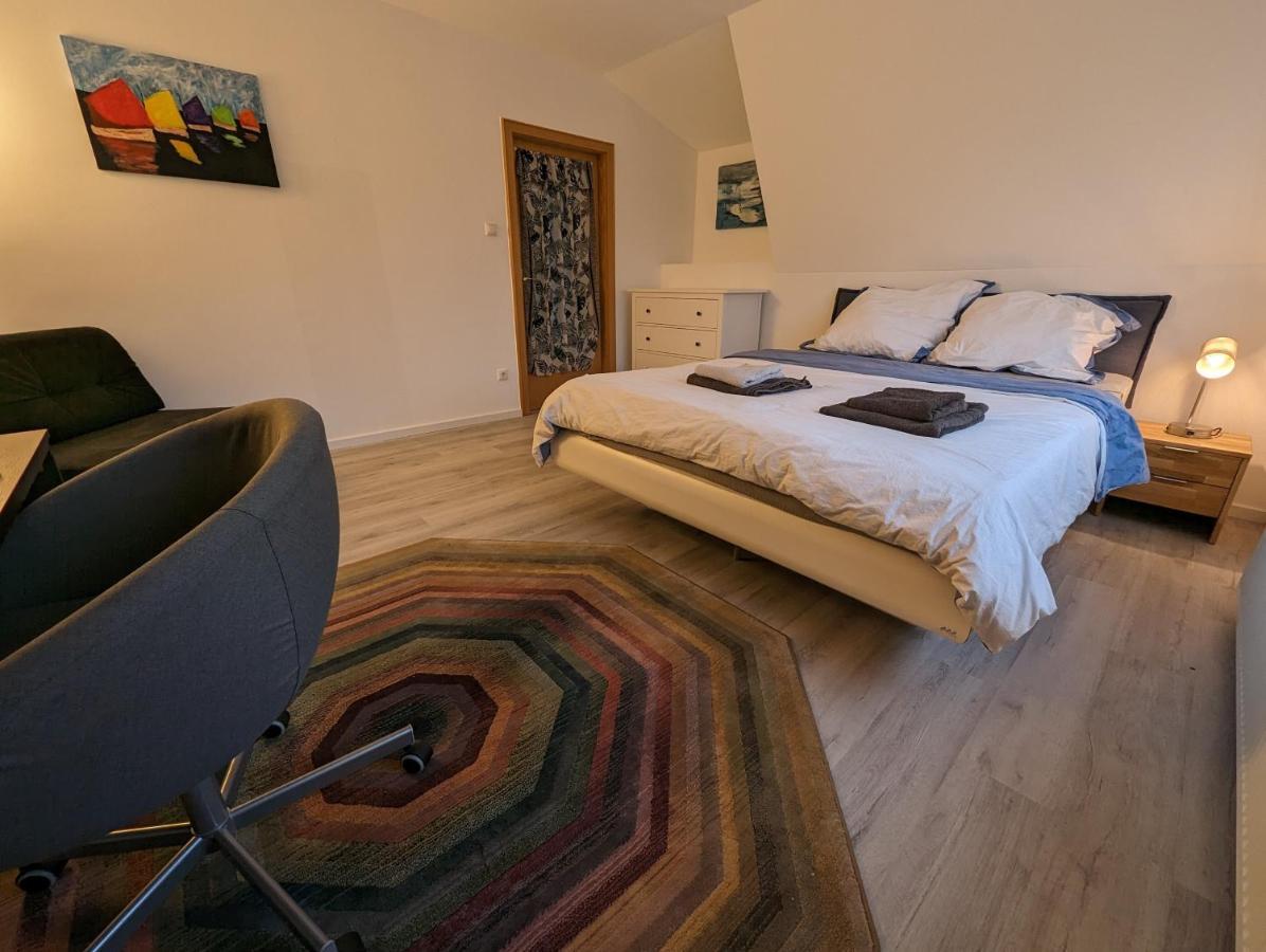Gemuetliche Zimmer Im Herzen Der Stadt Em-Apartments Deutschland Bielefeld Exterior foto