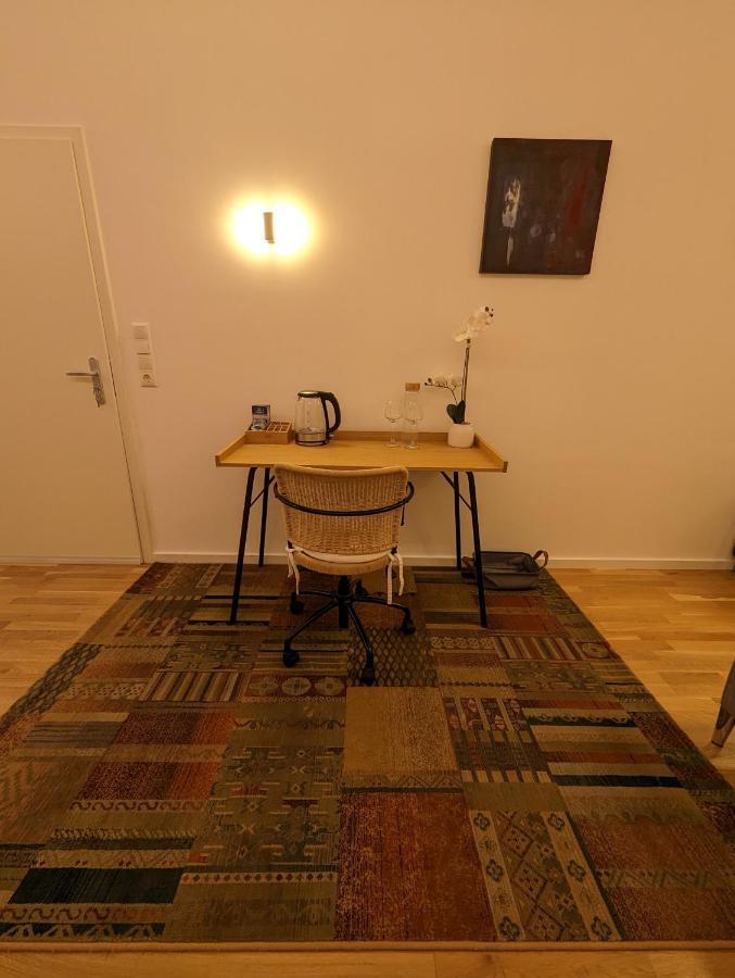 Gemuetliche Zimmer Im Herzen Der Stadt Em-Apartments Deutschland Bielefeld Exterior foto
